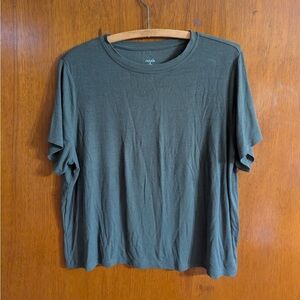 nuuds Women’s Short Sleeve Ribbed Pajama Set in Darkest Olive - M